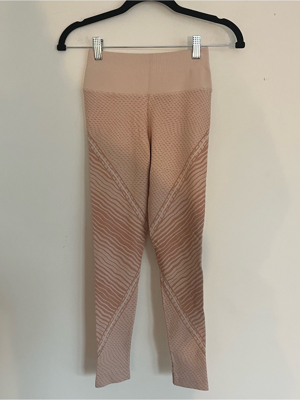 Seamless High-Waist Sculpting Leggings in Blush